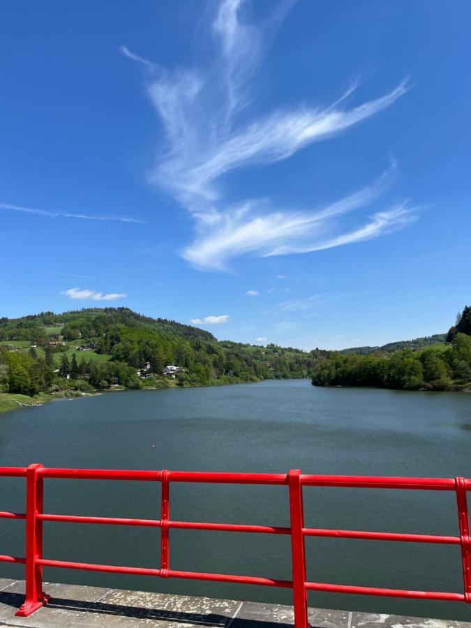 Apartman Eden Rožnov pod Radhoštěm Esterno foto