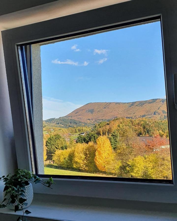 Apartman Eden Rožnov pod Radhoštěm Esterno foto