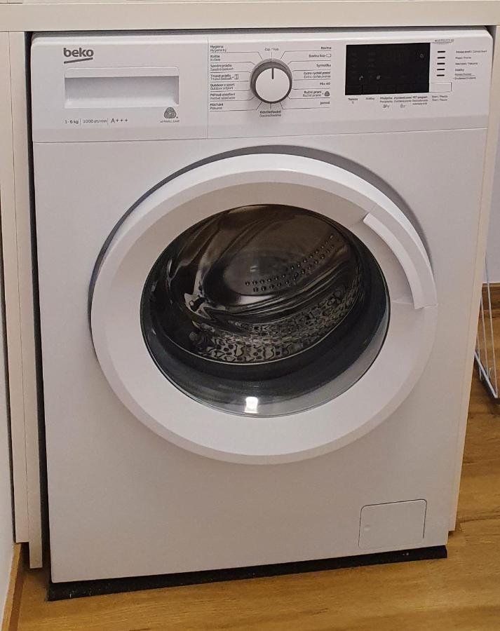 Apartman Eden Rožnov pod Radhoštěm Esterno foto