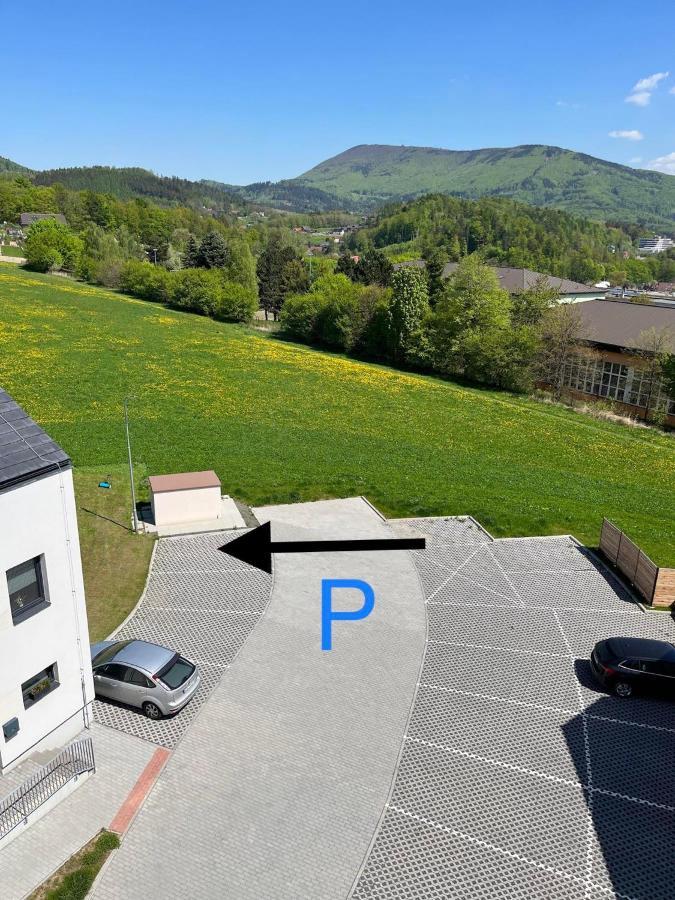 Apartman Eden Rožnov pod Radhoštěm Esterno foto